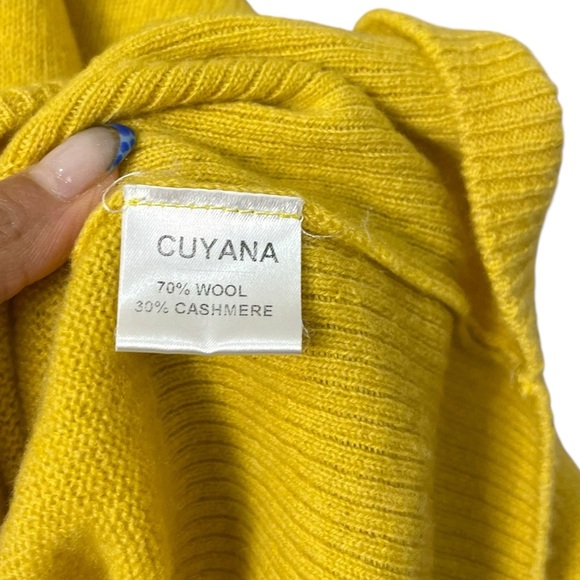 Cuyana Yellow V Neck Wool Cashmere Boxy Fit Sweater Size Large - Picture 6 of 7